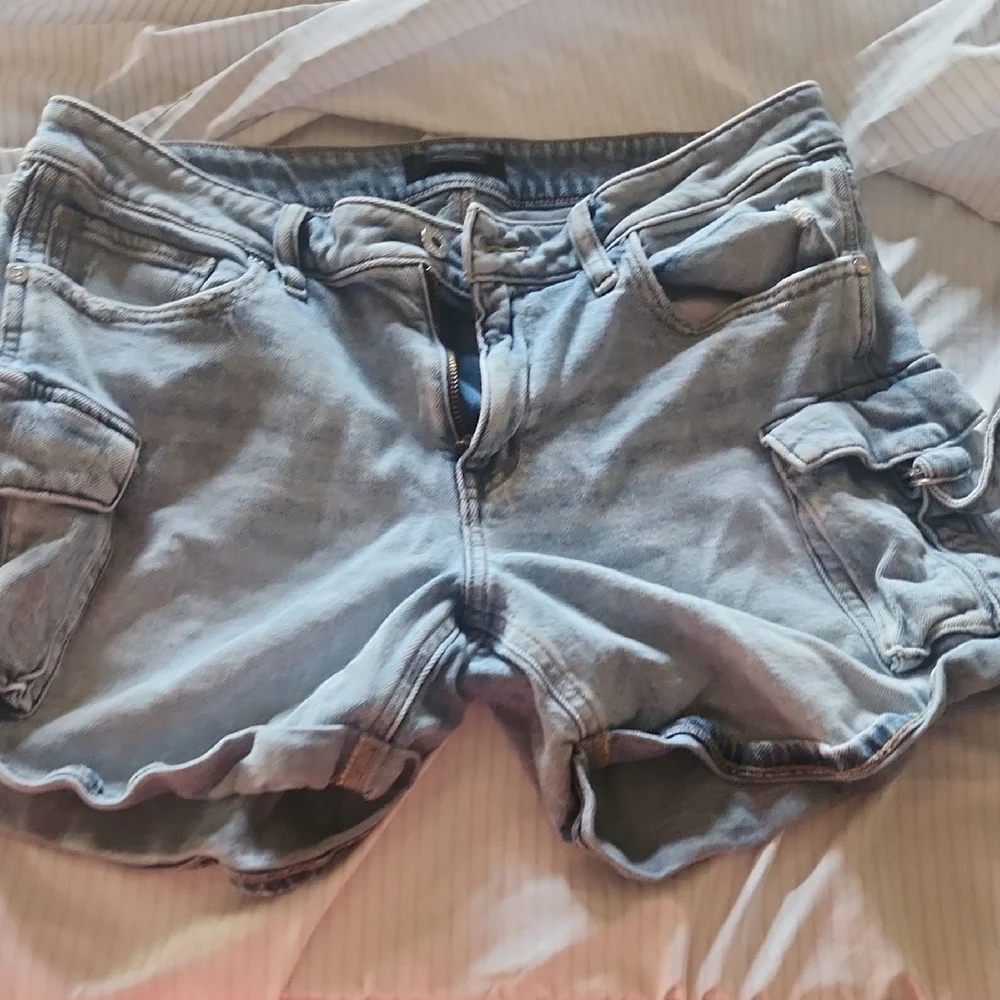 Denim Women's Cargo Shorts - Picture 1 of 3